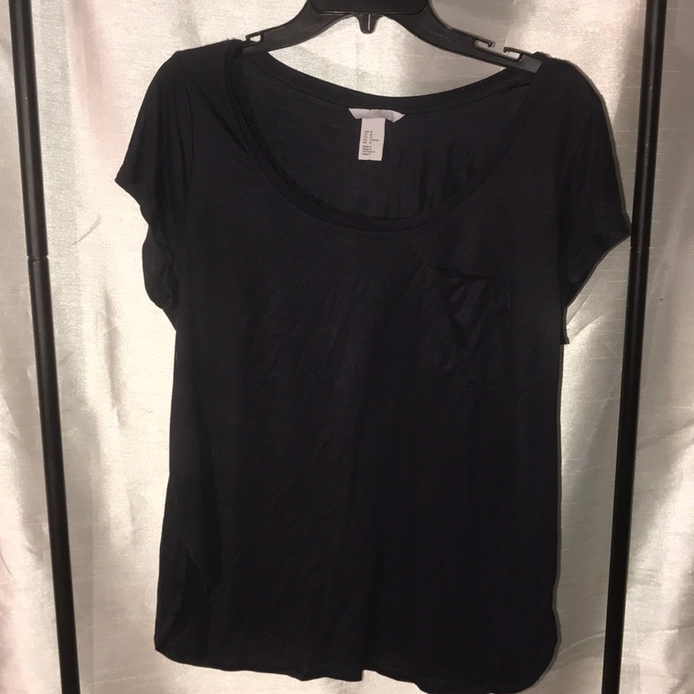 H&M women’s t-shirt